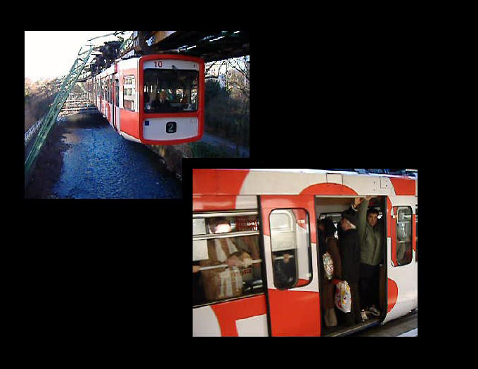Klicken zum Download ( 2.555 KB ) des Video-Clips: Einstieg in die vollbesetzte Schwebebahn am Bahnhof Landgericht am 14. Januar 2006