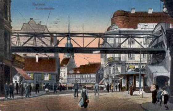 Schwebebahnhaltestelle Rathausbrücke in Barmen 1920
