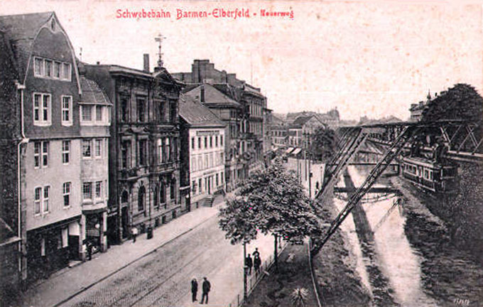 Die Schwebebahn in Barmen am Neuerweg auf einer Postkarte von 1910