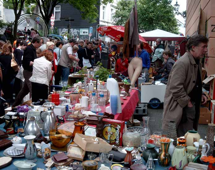 Stra&szlig;enfest in der Luisenstra&szlig;e am 22. Mai 2005