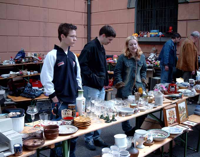 Stra&szlig;enfest in der Luisenstra&szlig;e am 22. Mai 2005