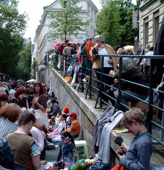 Stra&szlig;enfest in der Luisenstra&szlig;e am 22. Mai 2005