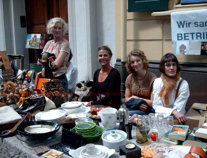 Stra&szlig;enfest in der Luisenstra&szlig;e am 22. Mai 2005