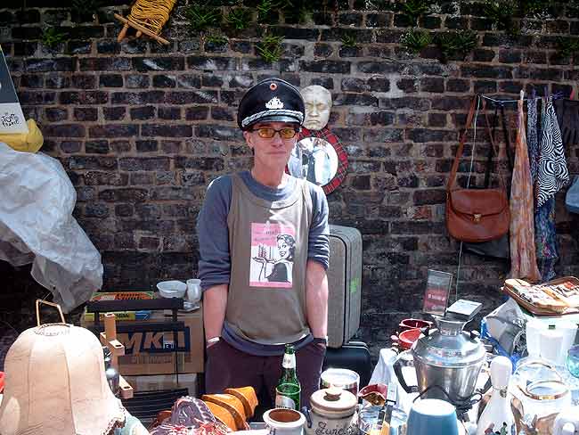 Stra&szlig;enfest in der Luisenstra&szlig;e am 22. Mai 2005