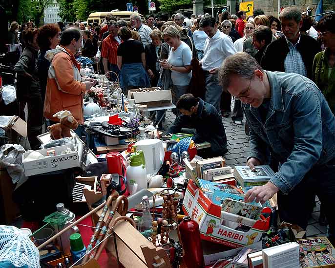 Stra&szlig;enfest in der Luisenstra&szlig;e am 22. Mai 2005