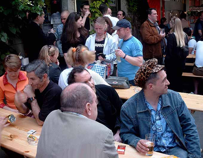 Stra&szlig;enfest in der Luisenstra&szlig;e am 22. Mai 2005
