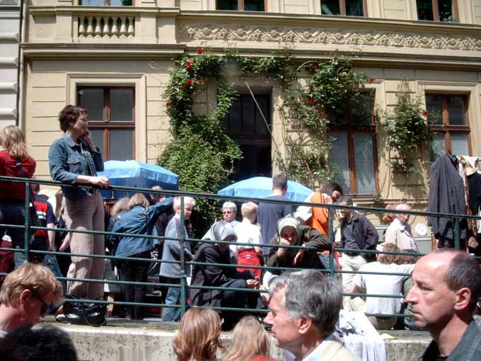 Stra&szlig;enfest in der Luisenstra&szlig;e am 22. Mai 2005