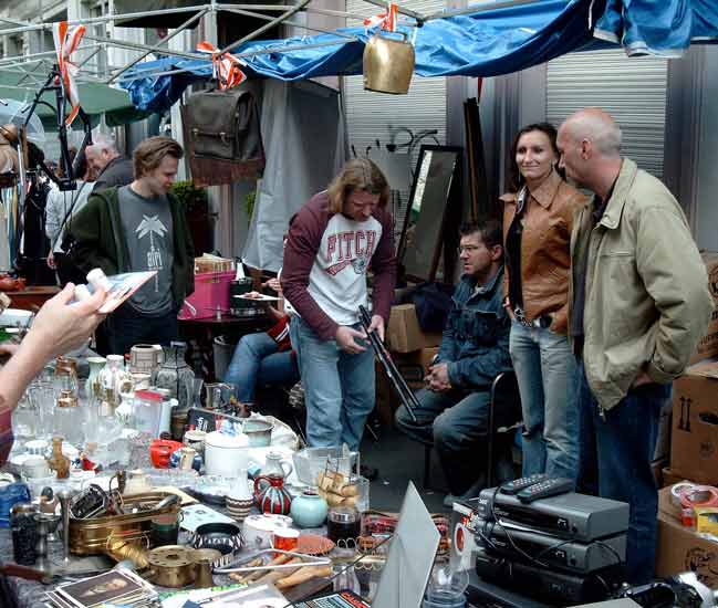 Stra&szlig;enfest in der Luisenstra&szlig;e am 22. Mai 2005