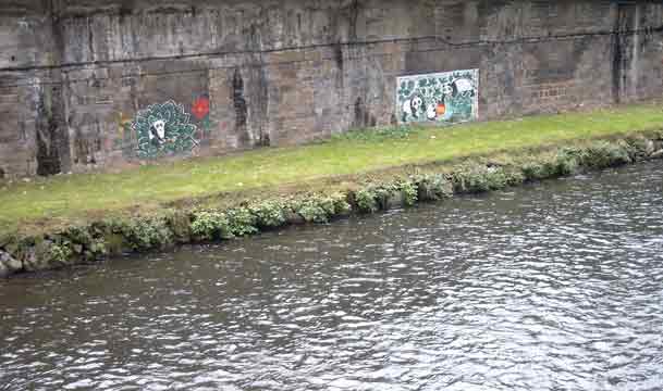 Gem&auml;lde am Wupperufer gegen&uuml;ber der Schlo&szlig;bleiche im Oktober 2002