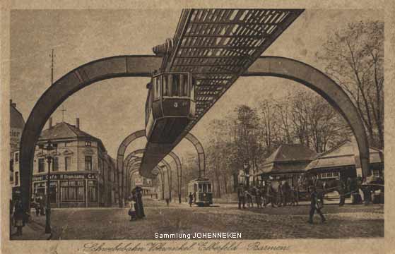 Straßenbahn vor Kaiserplatz