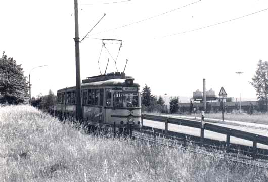 Straßenbahn bei Schliepershäuschen (Foto Dieter Kraß)