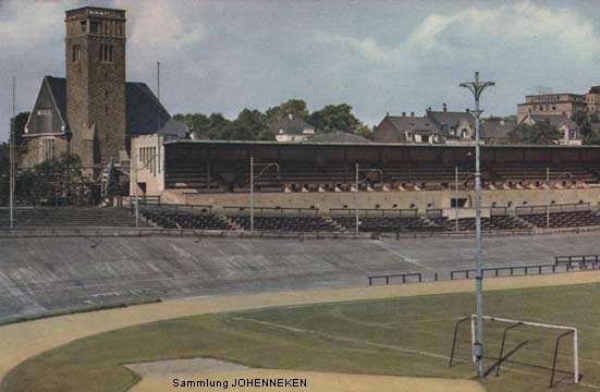 Evangelische Kirche Sonnborn am Stadion (Sammlung Udo Johenneken)