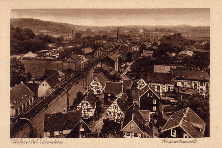 Gesamtansicht von Wuppertal-Sonnborn auf einer Postkarte von 1932
