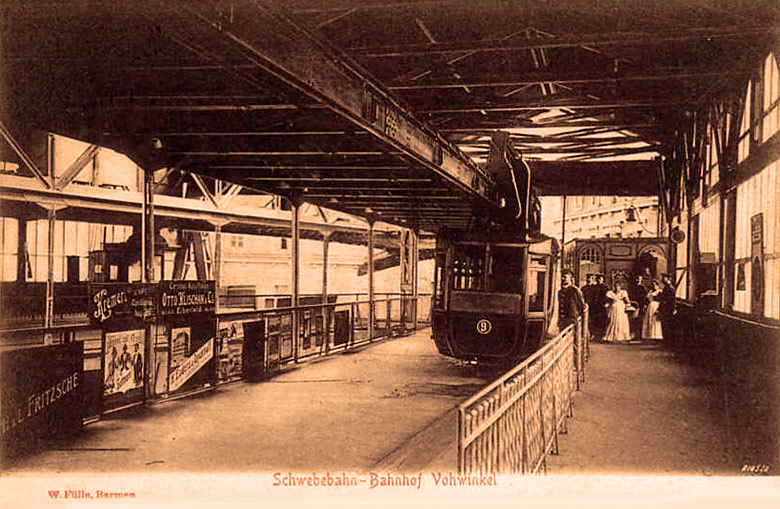 Die Endhaltestelle der Schwebebahn in Vohwinkel auf einer Postkarte von 1906