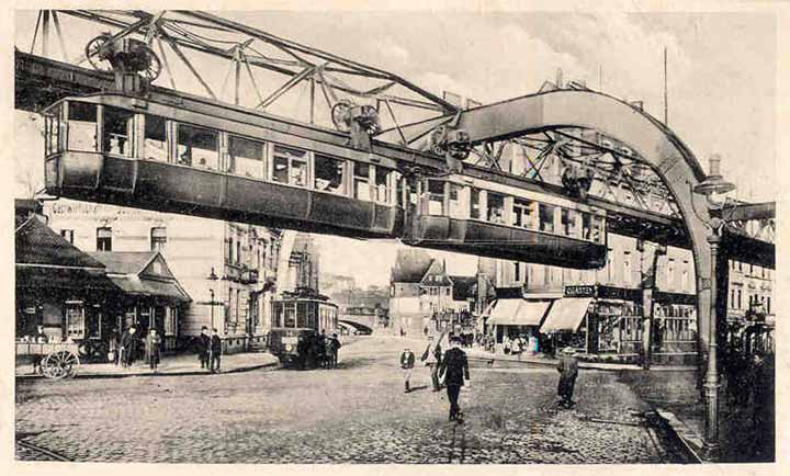 Schwebebahn am Kaiserplatz in Vohwinkel auf einer Postkarte von 1921